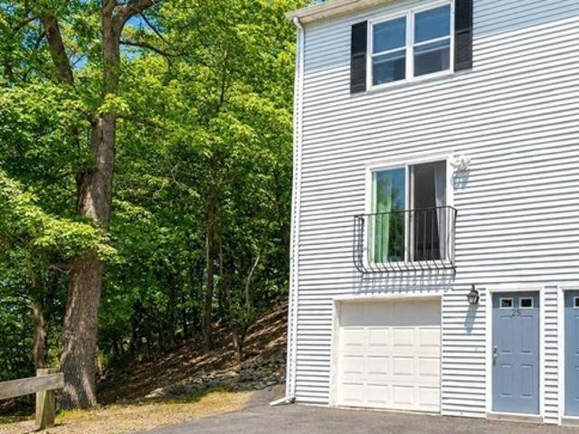 Condo for sale in Worcester, Massachusetts