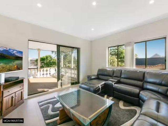 House for rent in Eastlakes