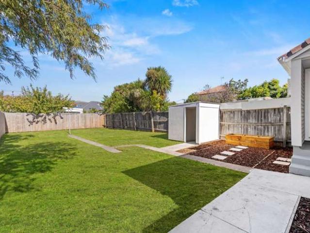 House for sale in Chaslands, Canterbury