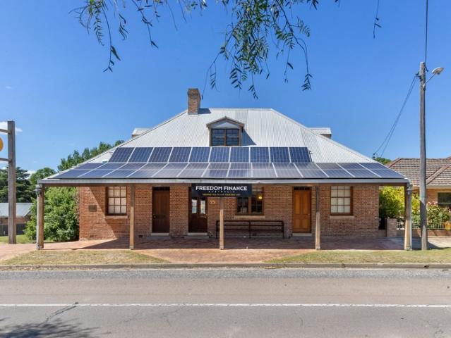 Retail for rent in Brisbane Grove, New South Wales