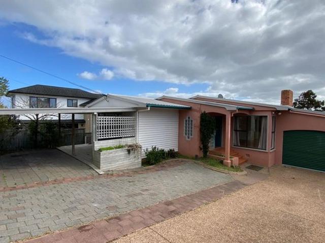 House for rent in Hillsborough, Oroua County