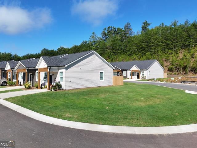 Townhouse for sale in Blue Ridge, Georgia