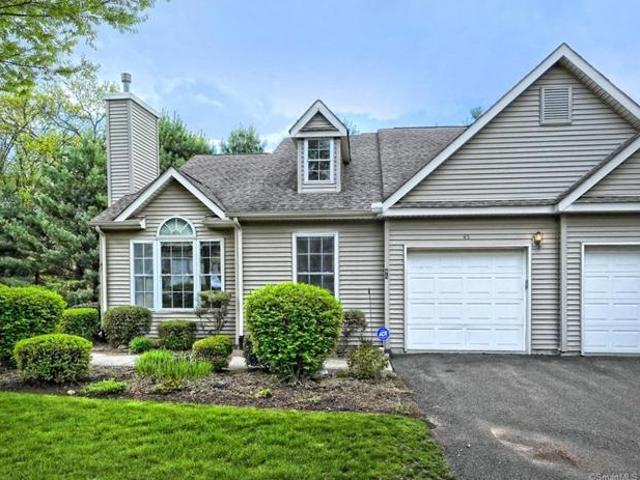 Condo for sale in Hamden, Connecticut