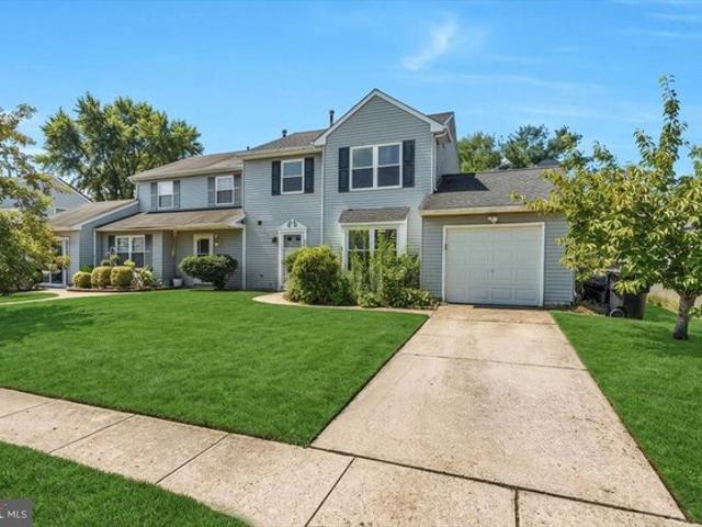 Townhouse for sale in Sicklerville, Winslow Township