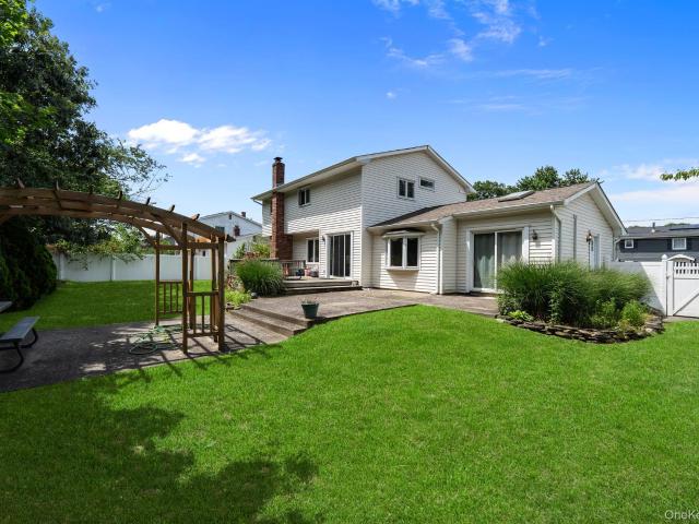 House for sale in Centereach, New York