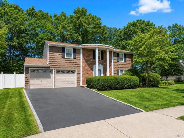 Property for rent in Centereach, New York