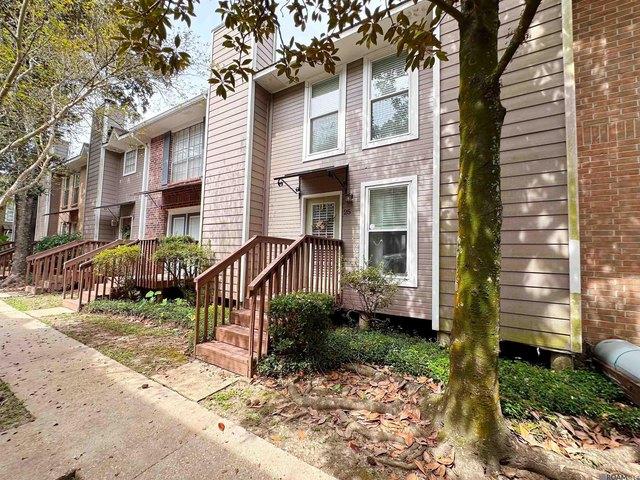 Townhouse for sale in Baton Rouge, Louisiana