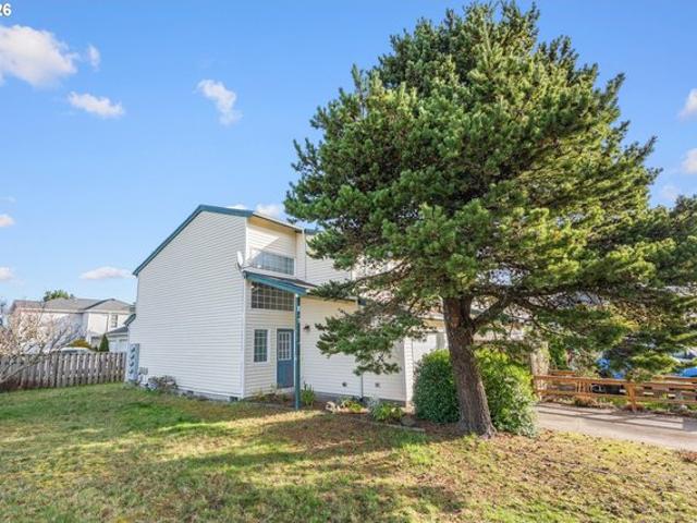 Townhouse for sale in Oregonia