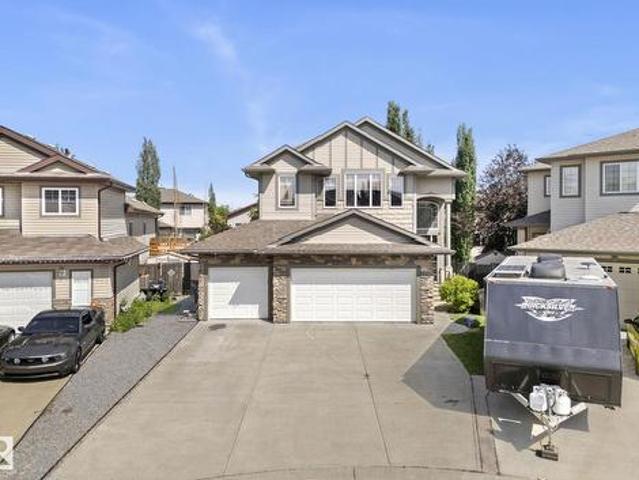 House for sale in Fort Saskatchewan, Alberta