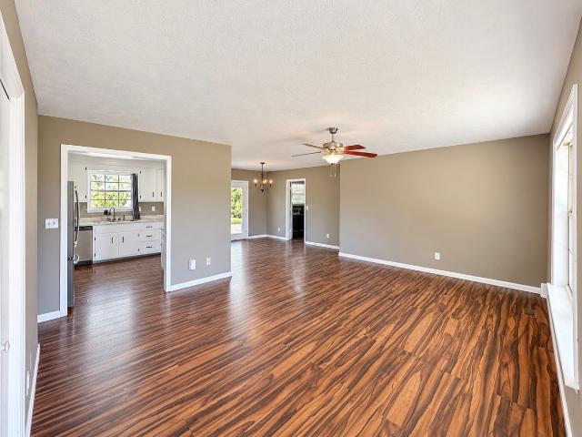 House for sale in Spring Hill, Erin