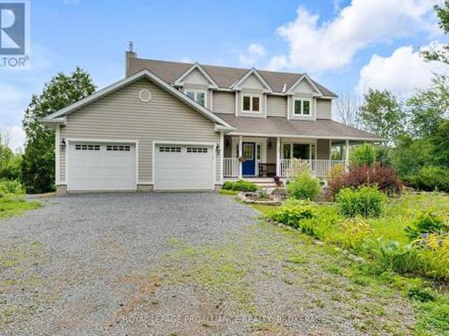 House for sale in Ontario