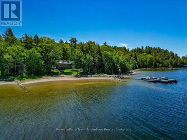 House for sale in Ontario
