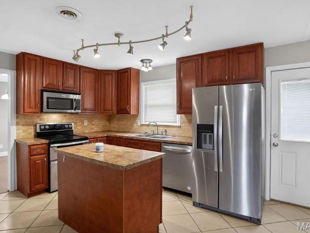 Property for sale in Maryland Heights, Missouri