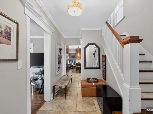 House for sale in Cresskill, New Jersey
