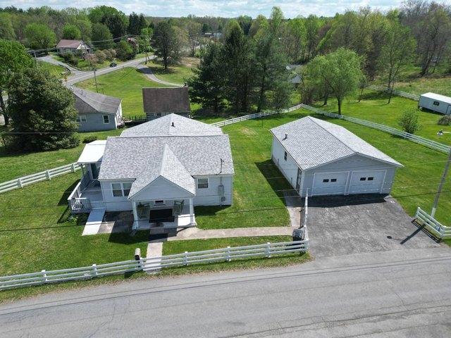 House for sale in Fayetteville, West Virginia