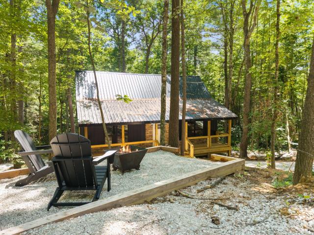 House for sale in Zoe, Lee County