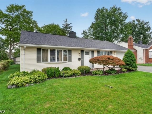 House for sale in Edison, New Jersey