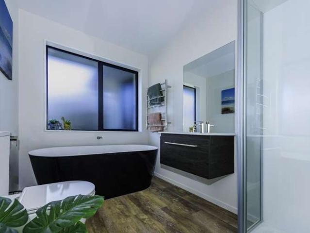 House for sale in Lincoln, Canterbury
