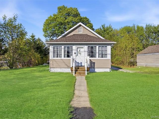House for sale in Centereach, New York