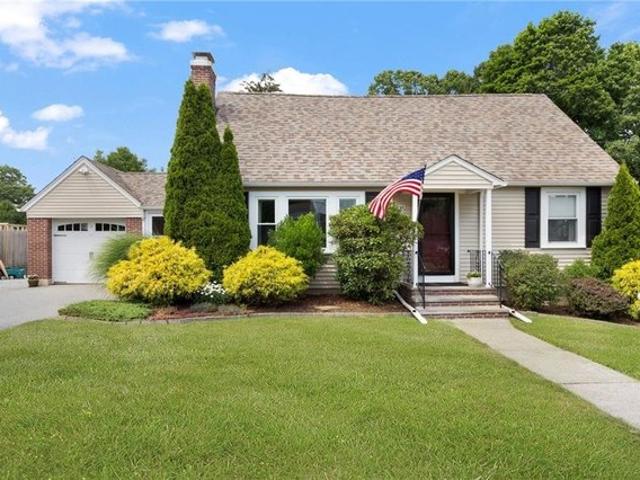 House for sale in Warwick, Rhode Island