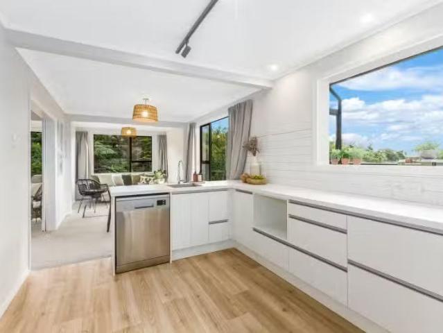 House for sale in Linden, Wellington