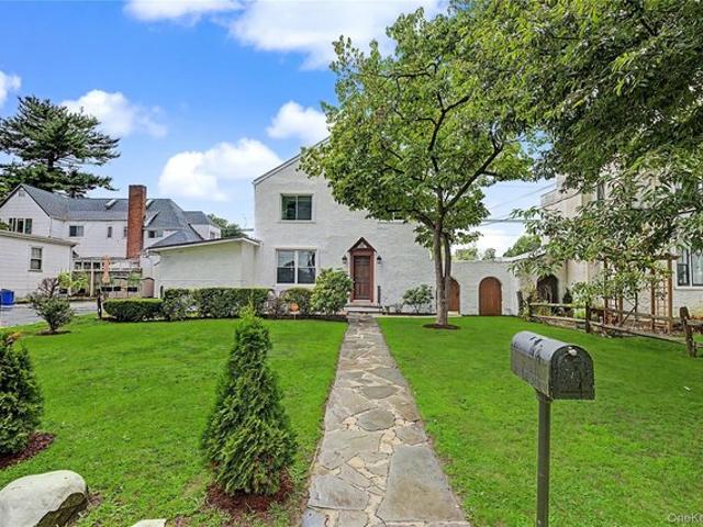 House for sale in Glenwood, New York