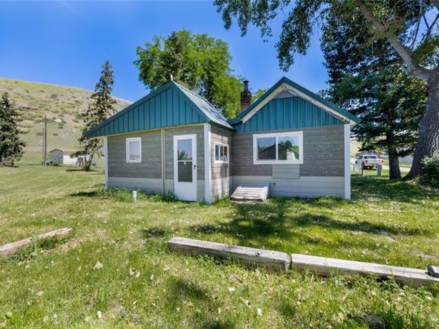 House for sale in Cascade, Montana