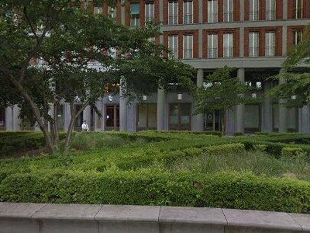 Bedrijfspand te huur in Maastricht-Centrum, Maastricht