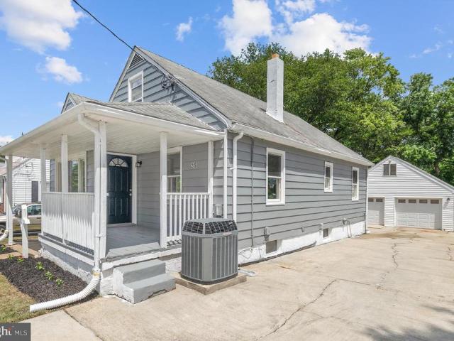 House for sale in Linthicum Heights