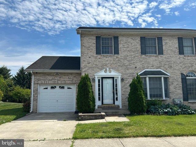 Townhouse for sale in Delaware