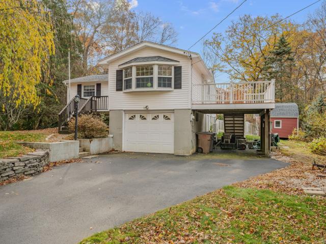 House for sale in East Lyme, Connecticut