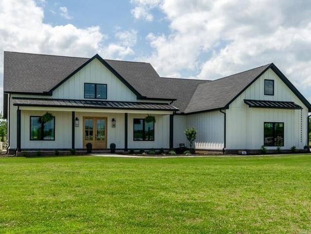 House for sale in Ark