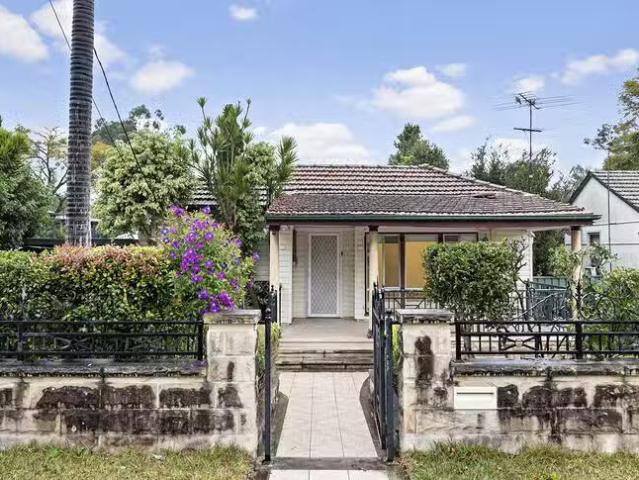 House for rent in Chester Hill