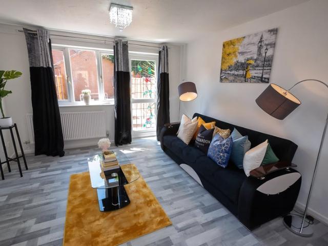 Apartment for rent in Greater London