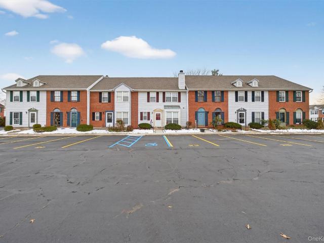 Condo for sale in Washingtonville, New York