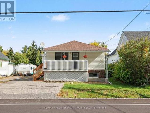 House for sale in Mansfield, McNab/Braeside