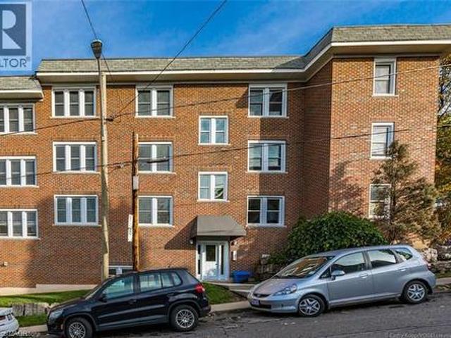 Condo for sale in Ancaster, Ontario