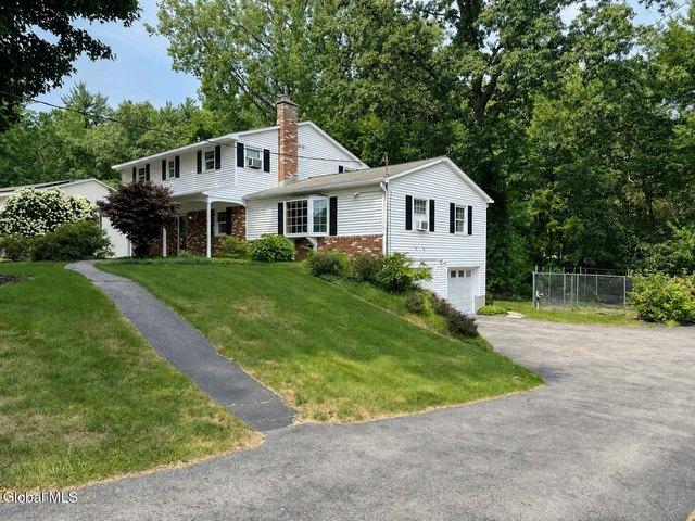 House for sale in Saratoga, New York