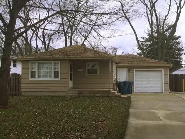 House for rent in Addison