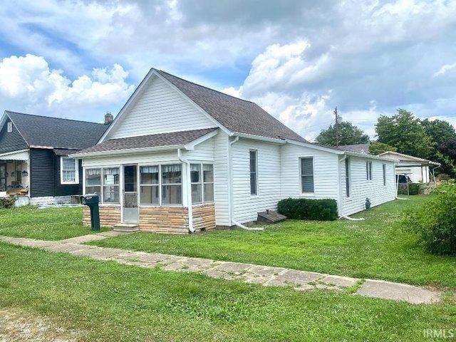 House for sale in Worthington, Indiana