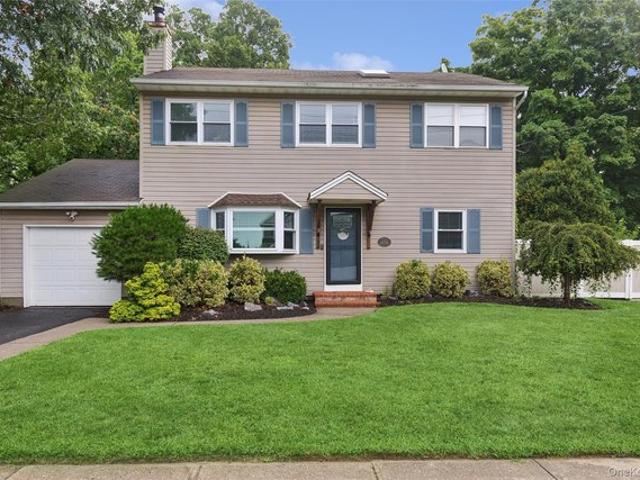 House for sale in Centereach, New York