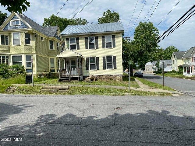 House for sale in Johnstown, New York