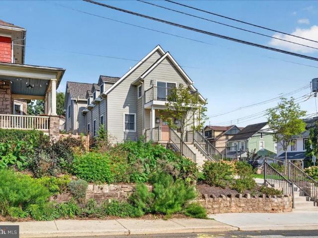 Condo for sale in Willowmere, Ambler