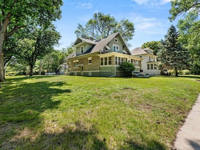 House for sale in Vermillion, South Dakota