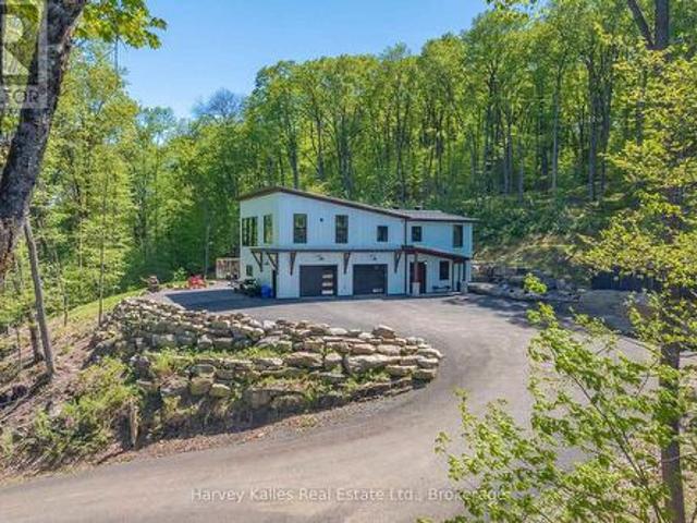 House for sale in Huntsville, Central Ontario