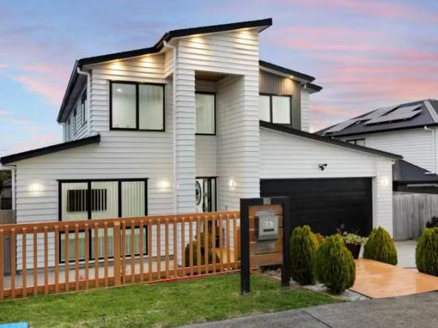 House for sale in Papakura