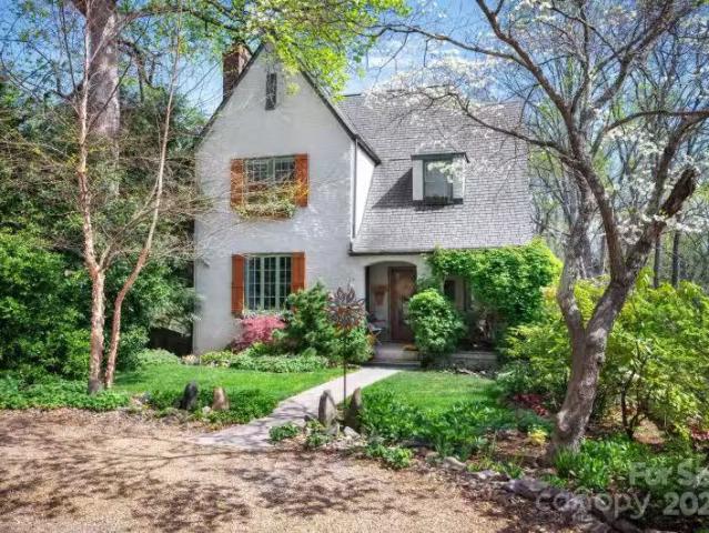 House for sale in Asheville