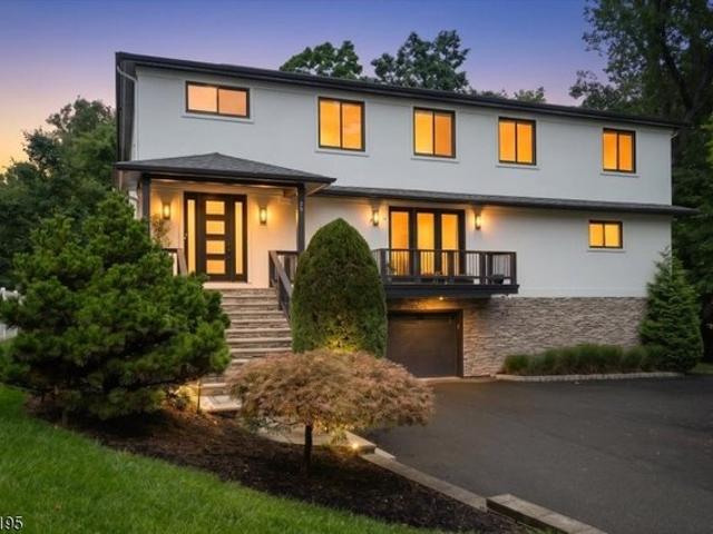 House for sale in New Providence, New Jersey