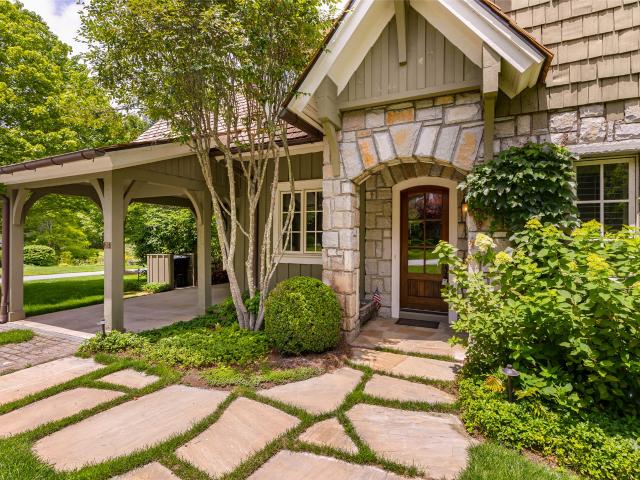 House for sale in Highlands, North Carolina