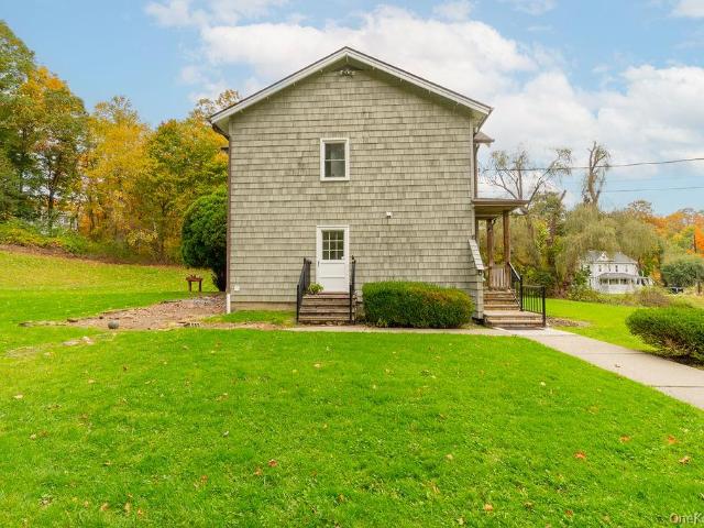 House for sale in Woodinville, Town of Pawling